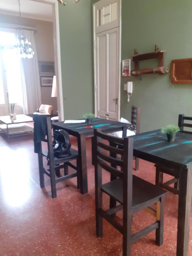 Habitación En Peatonal Mes De Noviembre 4000 Pesos La Noche * Concordia