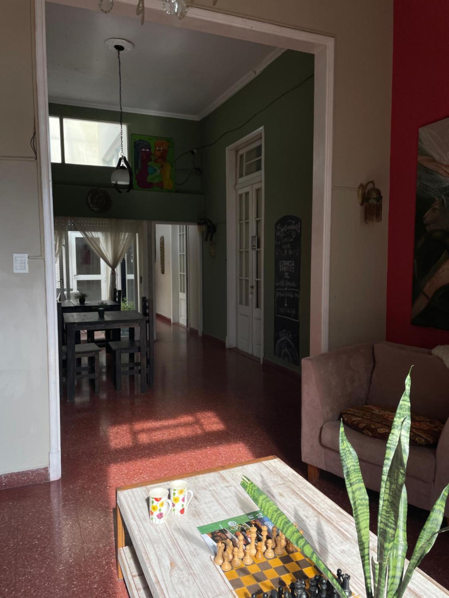 Habitación En Peatonal Mes De Noviembre 4000 Pesos La Noche Concordia